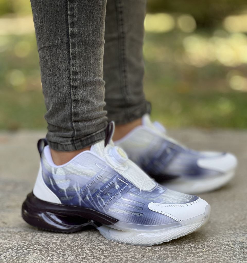 فروش جذاب کفش اسپرت مردانه مدل پمپی  رنگ مشکی فوق العاده  جذاب و بی نظیر با ارسال رایگان