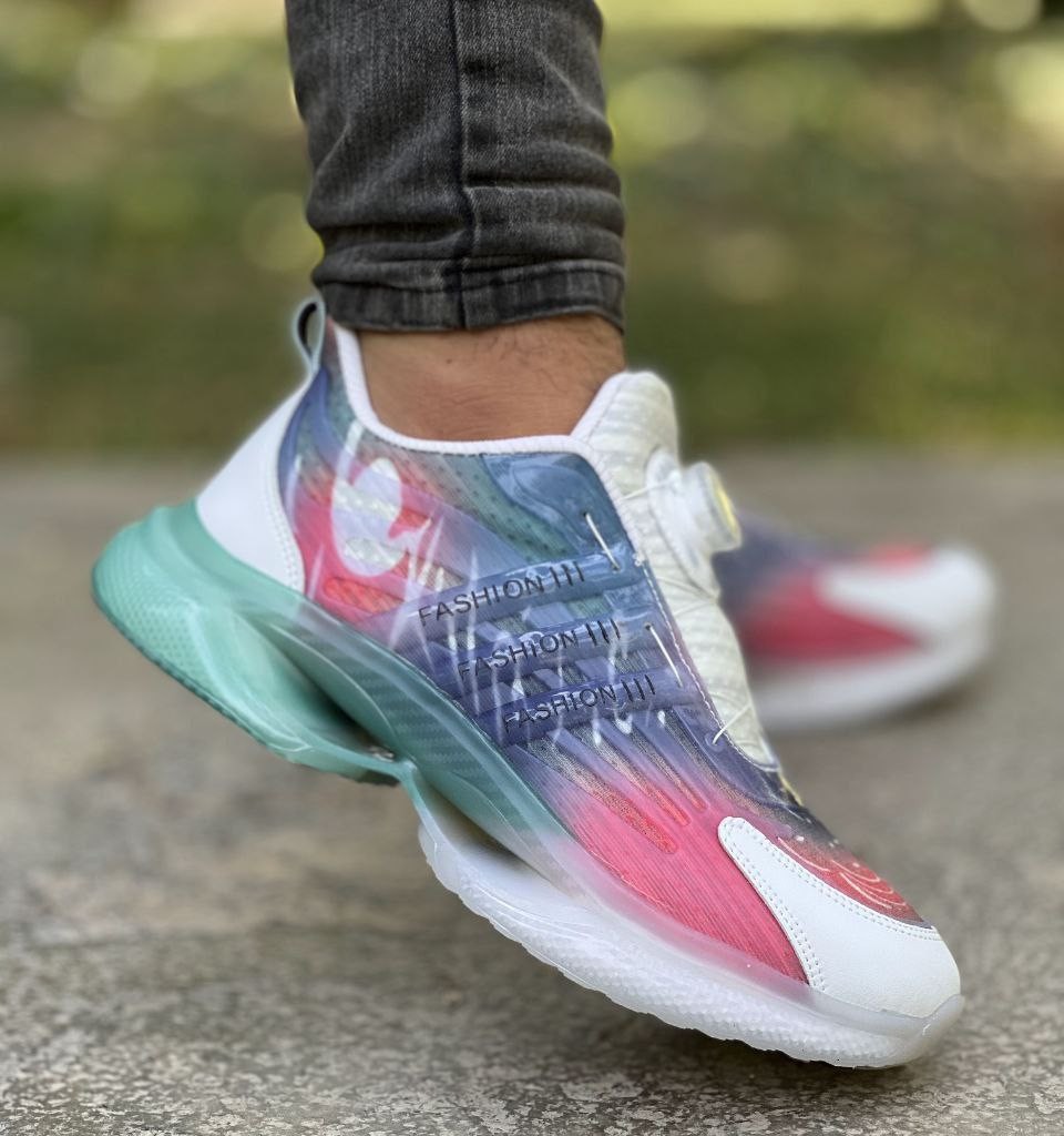 حراج فوق العاده  کفش اسپرت مردانه مدل پمپی  رنگ سفید آبی زیره پیو  بی نهایت راحت و سبک با ارسال رایگان