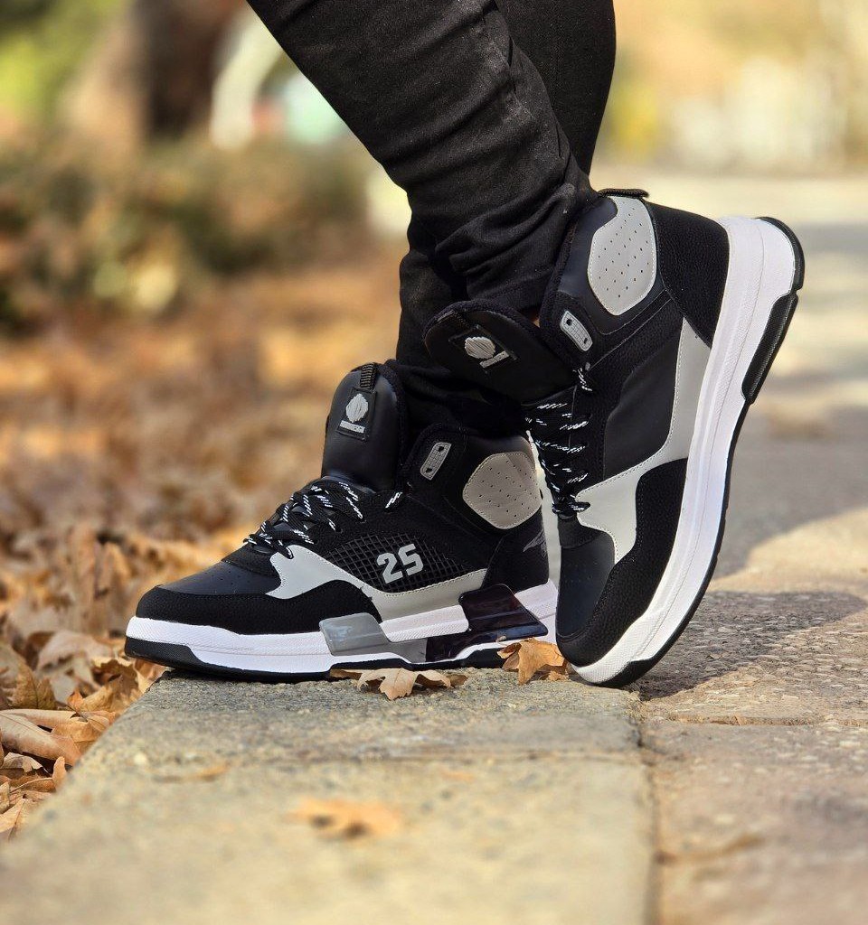 فروش ویژه کفش کتونی اسپرت مردانه و پسرانه مدل جردن 25 رنگ مشکی طوسی  فوق العاده خوشپا با ارسال رایگان