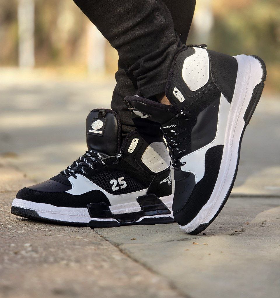 فروش باورنکردنی کفش اسپرت مردانه و پسرانه مدل جردن 25 رنگ سفید کرم مشکی یه کار درجه یک و با کیفیت با ارسال رایگان