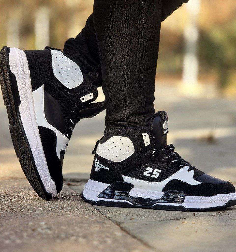 فروش باورنکردنی کفش اسپرت مردانه و پسرانه مدل جردن 25 رنگ سفید کرم مشکی یه کار درجه یک و با کیفیت با ارسال رایگان