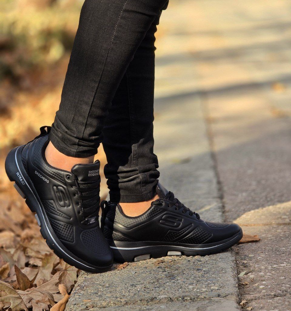 حراج واقعی کفش کتونی اسپرت مردانه و پسرانه مدل اسکیچرز رنگ طوسی تیره جذاب ومناسب افراد خاص با ارسال رایگان