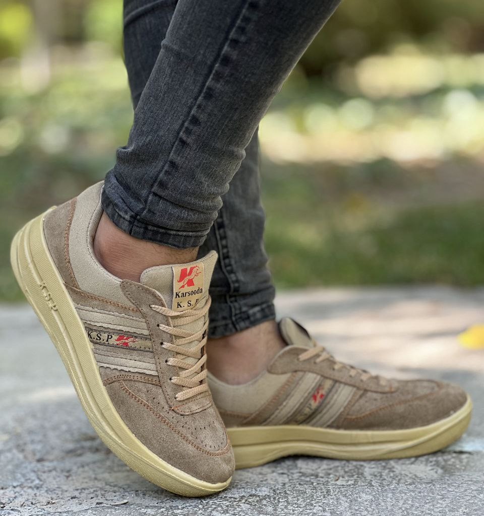 حراج استثنایی این هفته نیم بوت مردانه ساده و شیک ،مشکی رنگ   کد2240