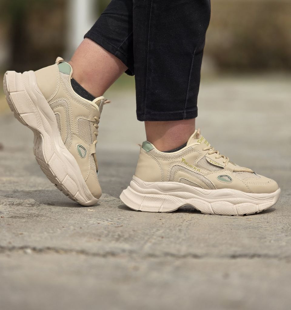 تخفیف بی نظیر کفش کتونی اسپرت دخترانه و زنانه مدل FOREV رنگ کرم سبز یه کار مدرن و ترند امسال با ارسال رایگان