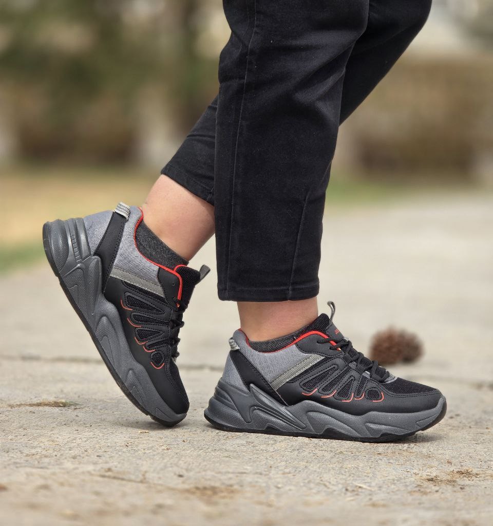 تخفیف فوق العاده کفش  کتونی اسپرت دخترانه زنانه مدل رامیلا شیک و جذاب رنگ مشکی طوسی باارسال رایگان