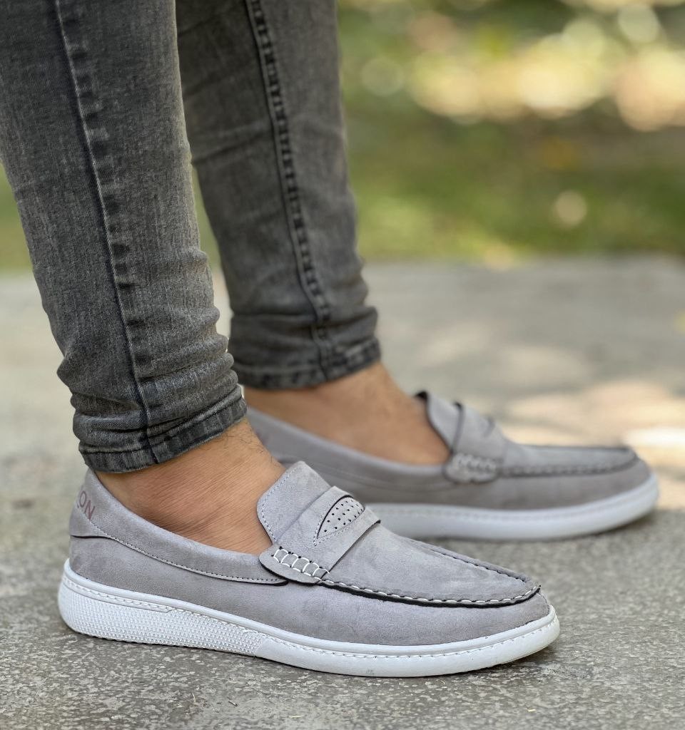 فروش ویژه کفش کالج مردانه پسرانه شیک و جذاب  رنگ طوسی   با ارسال رایگان