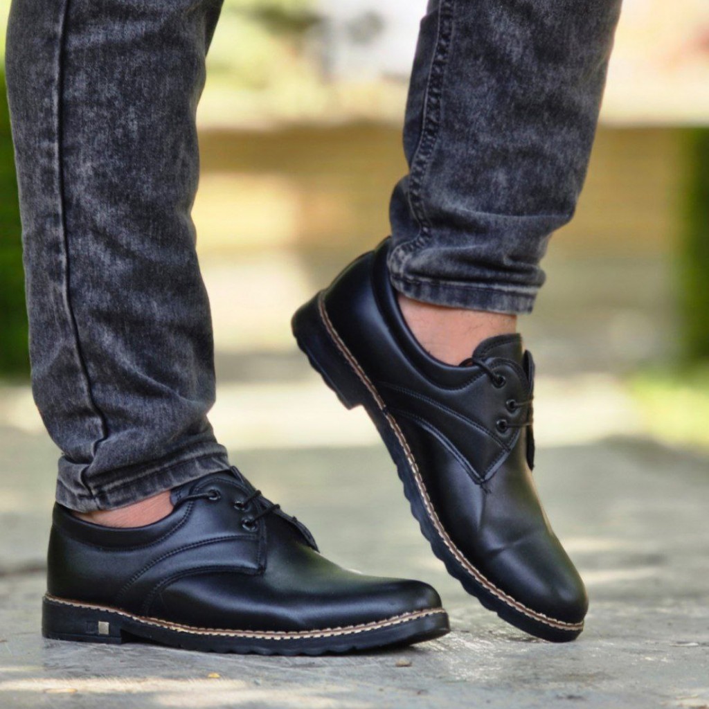 حراااااجی کفش مجلسی مردانه پسرانه بندی  شیک و مقاوم رنگ مشکی  باارسال رایگان