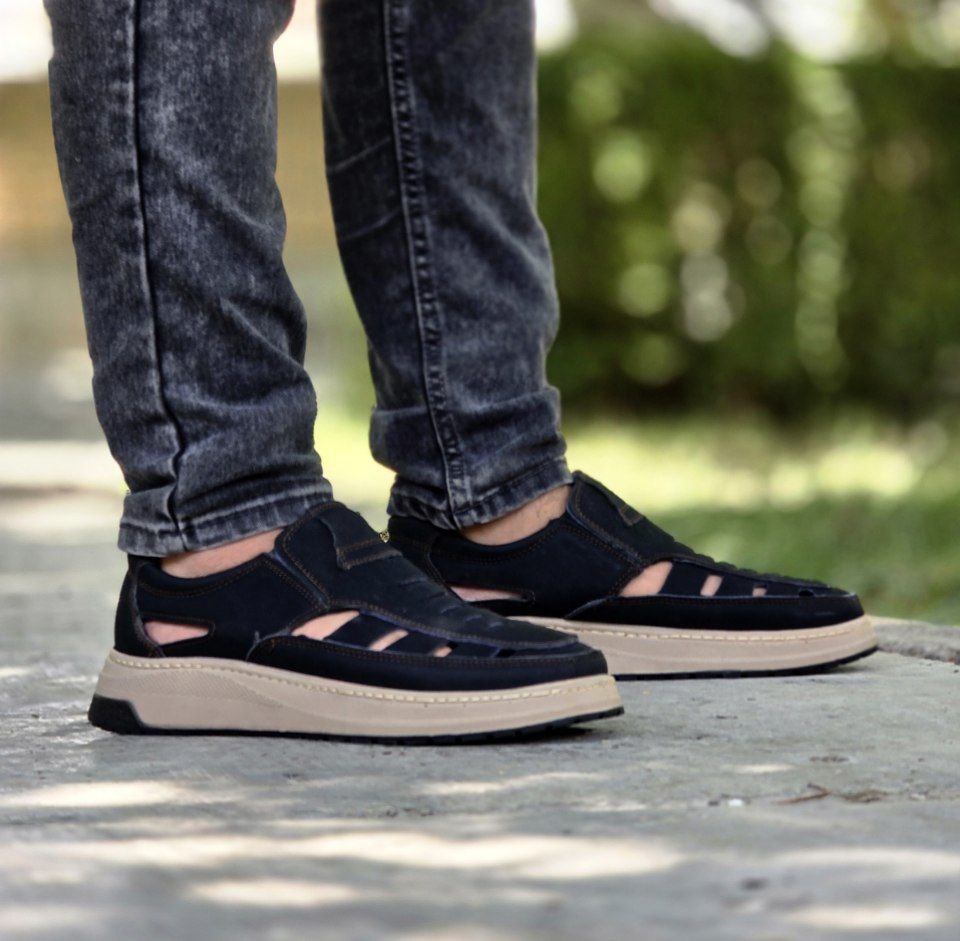 حراج هیجان انگیز کفش تابستانه مردانه شیک و ساده  رنگ مشکی با ارسال رایگان