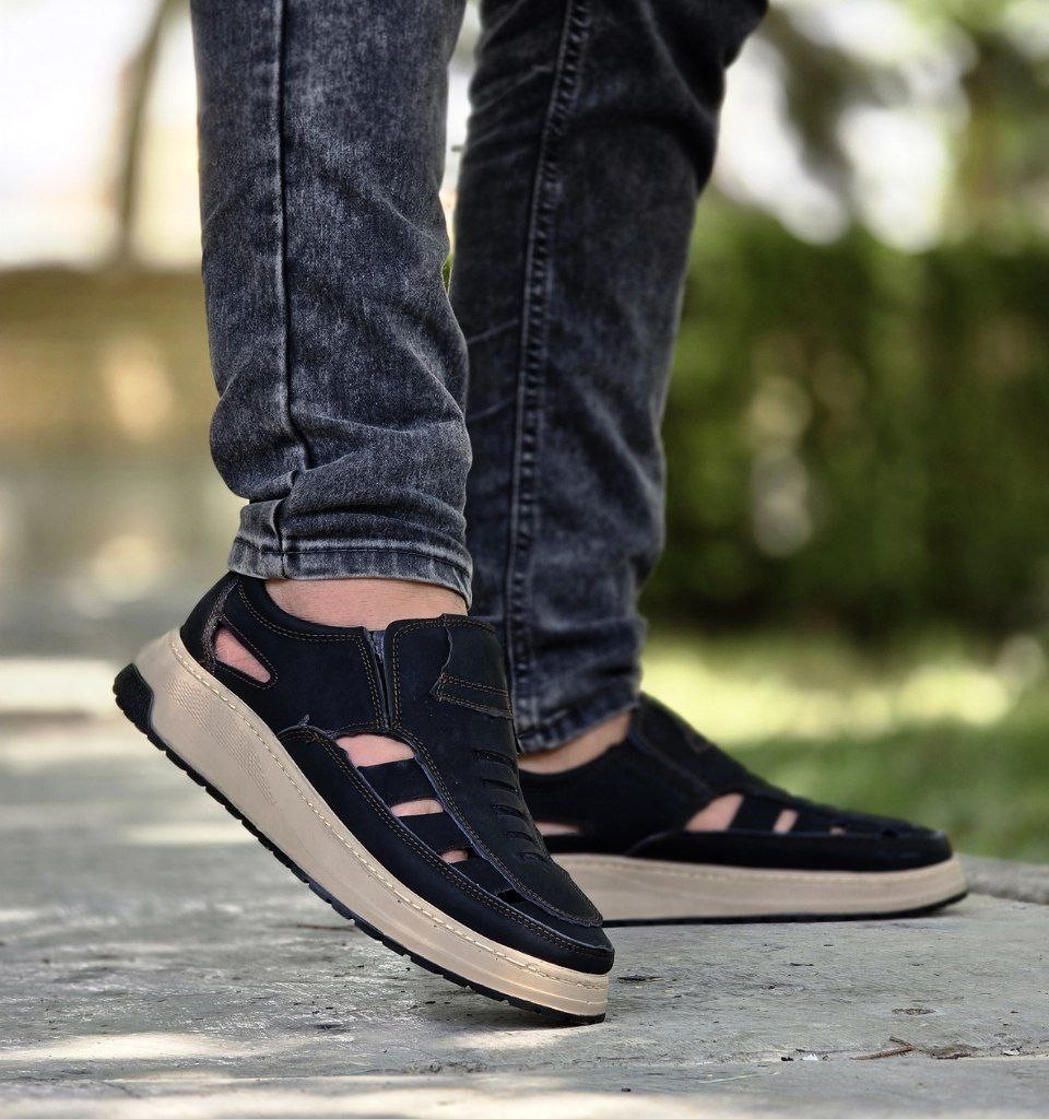 حراج هیجان انگیز کفش تابستانه مردانه شیک و ساده  رنگ مشکی با ارسال رایگان