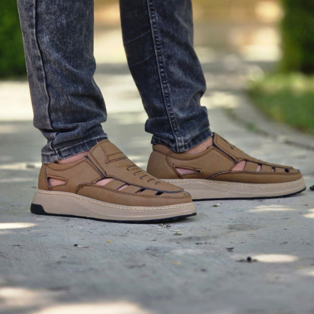 حرااااج هیجان انگیز کفش تابستانه مردانه جذاب و ساده  رنگ مشکی با ارسال رایگان