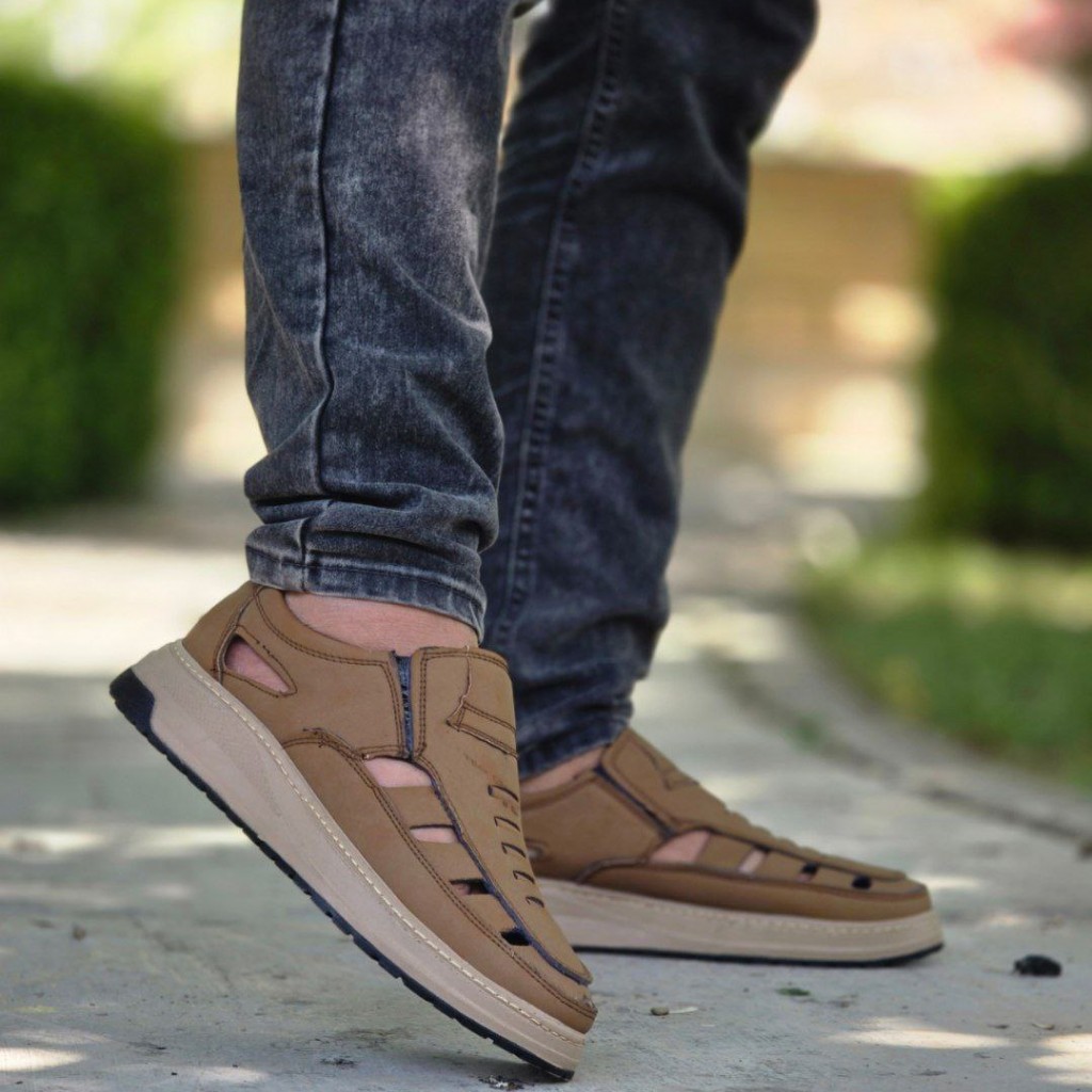 حرااااج هیجان انگیز کفش تابستانه مردانه جذاب و ساده  رنگ مشکی با ارسال رایگان