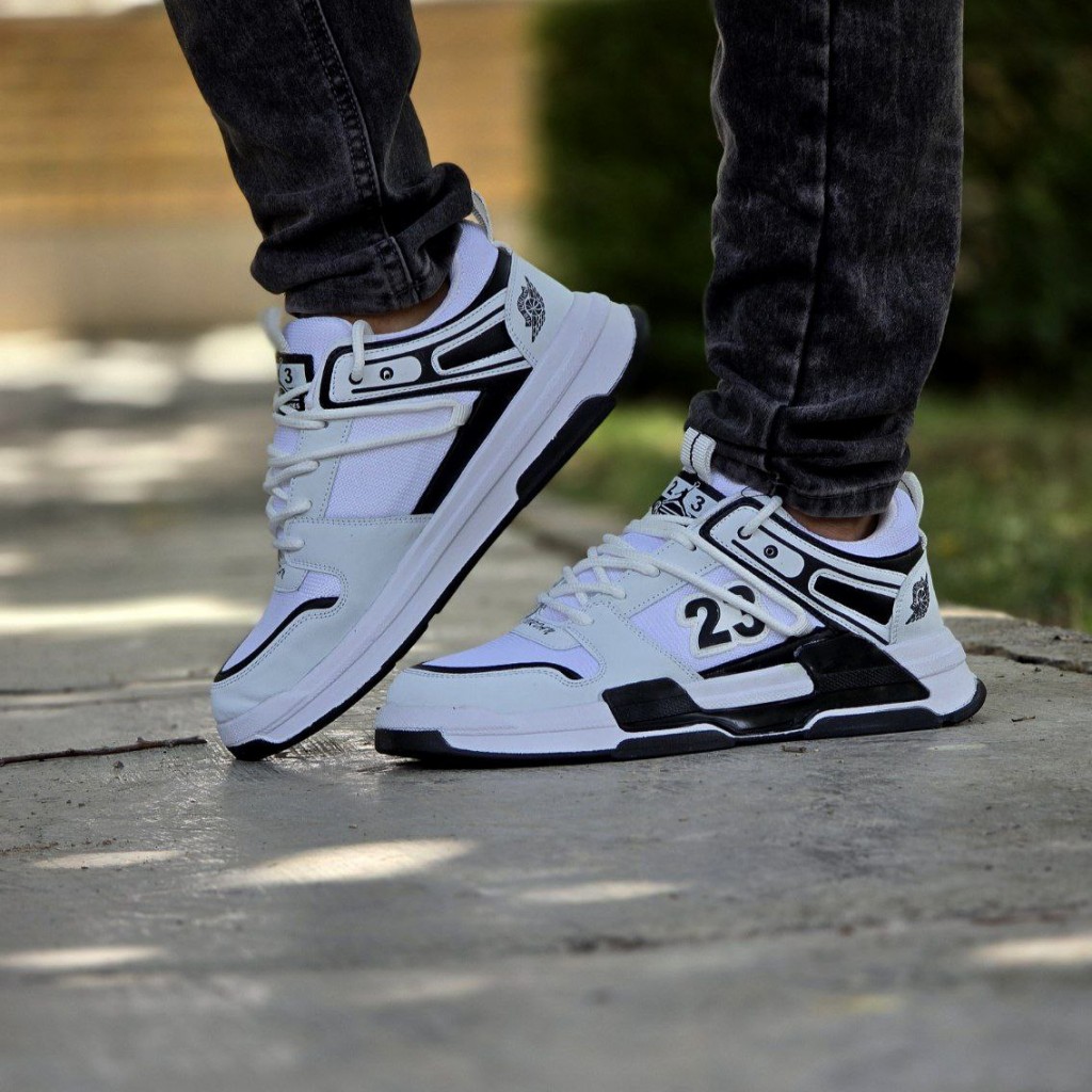 تخفیف هیجان انگیز  کفش اسپرت مردانه و پسرانه مدل جردن 25 رنگ سفید طوسی فوق العاده جذاب با ارسال رایگان