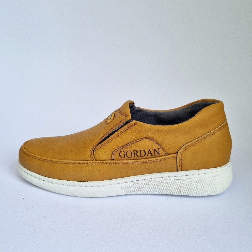 حراااج استنایی کفش مجلسی و طبی مردانه پسرانه شیک و خاص رنگ خردلی  باارسال رایگان