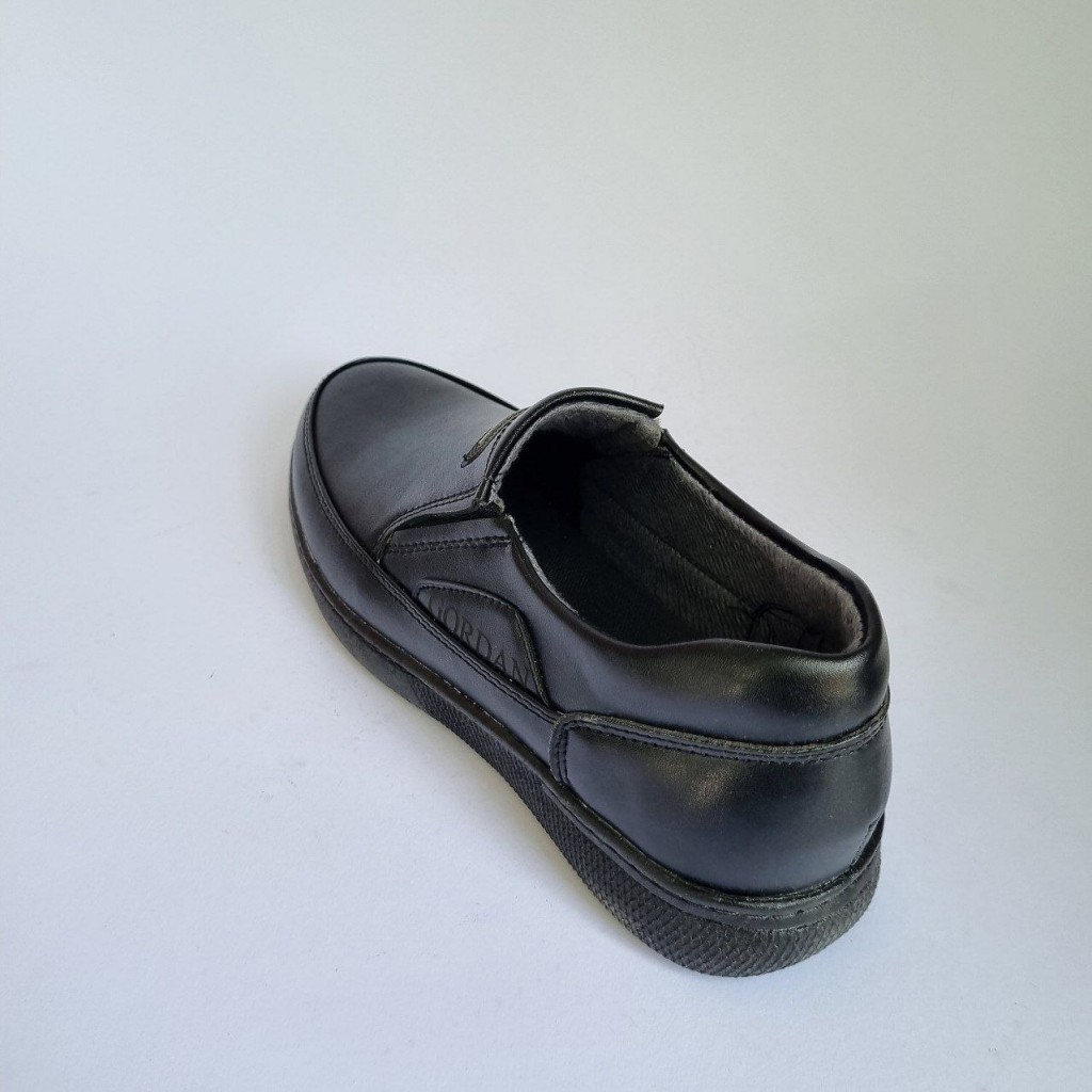 فروش خاص کفش مجلسی و طبی مردانه پسرانه بی نهایت راحت و سبک رنگ خردلی  باارسال رایگان