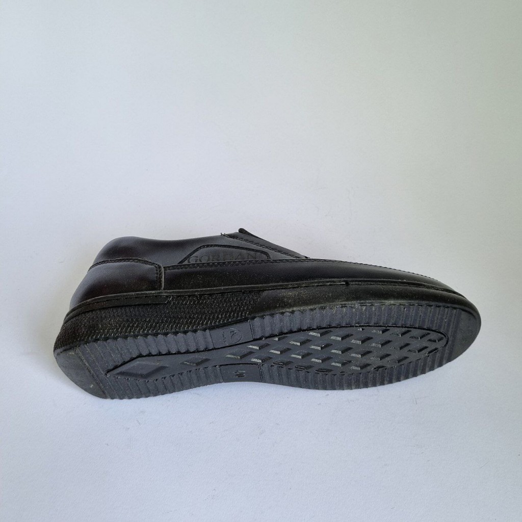 فروش خاص کفش مجلسی و طبی مردانه پسرانه بی نهایت راحت و سبک رنگ خردلی  باارسال رایگان