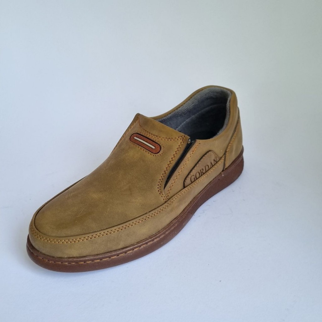 فروش ویژه کفش مجلسی و طبی مردانه پسرانه  باطرحی ساده و خاص رنگ مشکی  باارسال رایگان