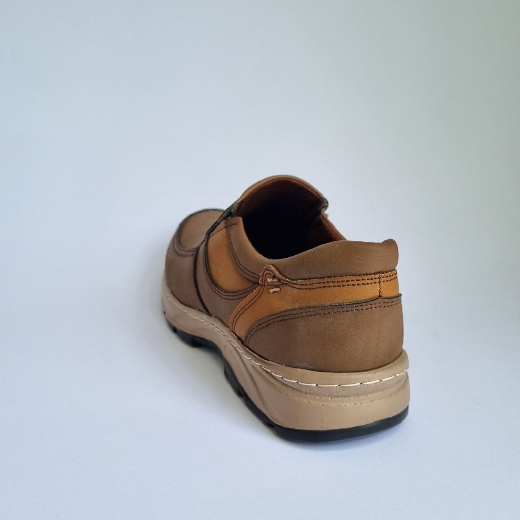 حراج ویژه کفش طبی استاندارد اداری مجلسی مردانه  سبک و جذاب رنگ قهوه ای باارسال رایگان