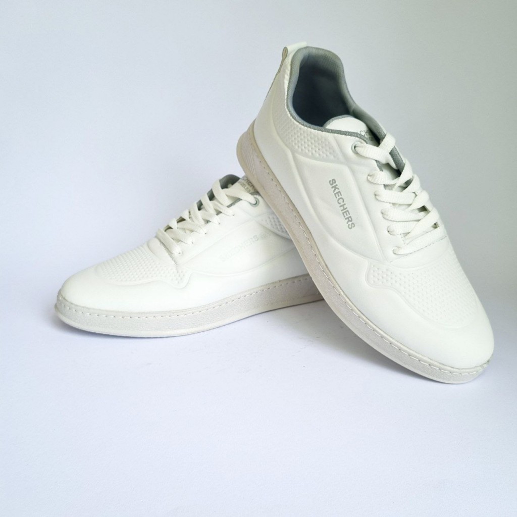 فروش هیجان انگیز کفش اسپرت مردانه مدل اسکیچرز  ساده و مناسب رنگ سفید با  ارسال رایگان