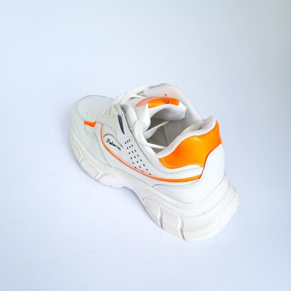 فروش  فوق العاده کفش کتونی اسپرت دخترانه و زنانه مدل  فشیون نگینی  شیک و دلبر رنگ سفید  سبز با ارسال رایگان