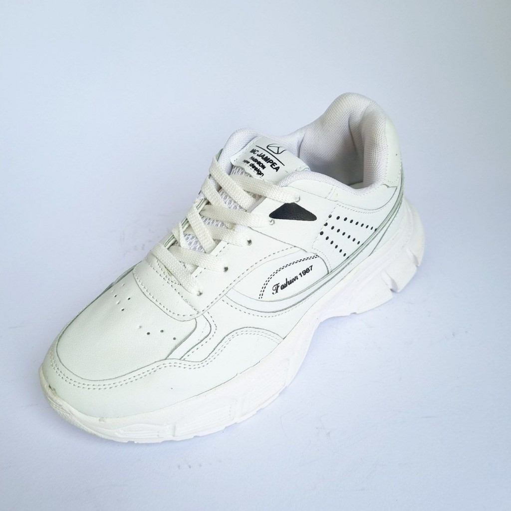 فروش  فوق العاده کفش کتونی اسپرت دخترانه و زنانه مدل  فشیون نگینی  شیک و دلبر رنگ سفید  سبز با ارسال رایگان