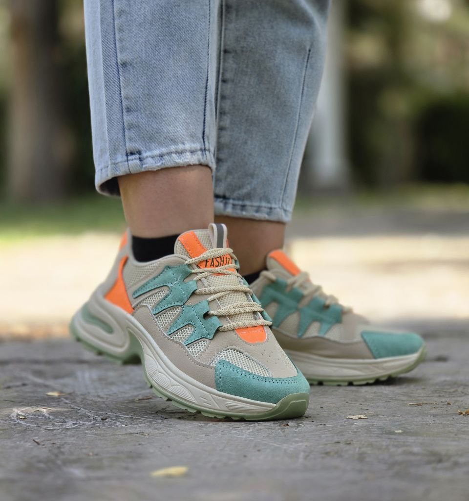 تخفیف ویژه کفش کتونی اسپرت دخترانه و زنانه فشیون مدل نگینی باکیفیت بسیار عالی رنگ سفید یاسی  با ارسال رایگان