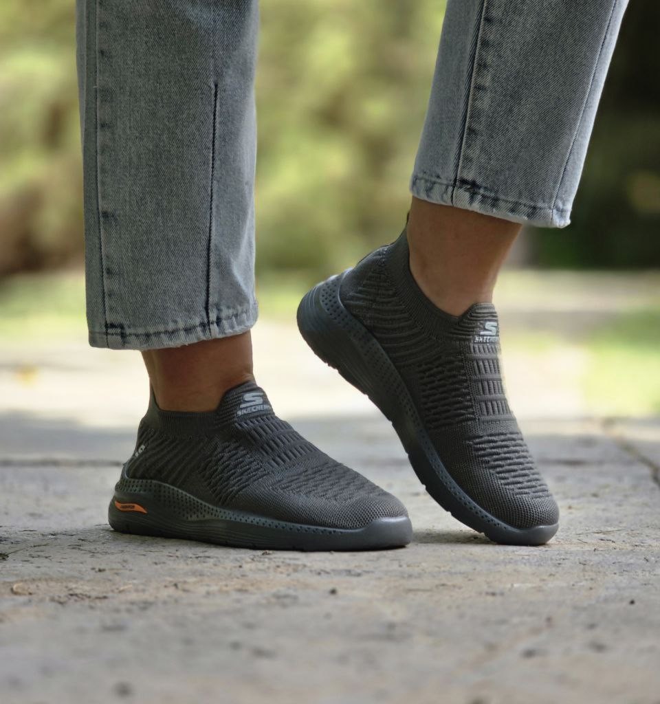 حراج  بزرگ کفش اسپرت و پیاده روی  زنانه جورابی مدل FASHION  خوش فرم طوسی صورتی با ارسال رایگان