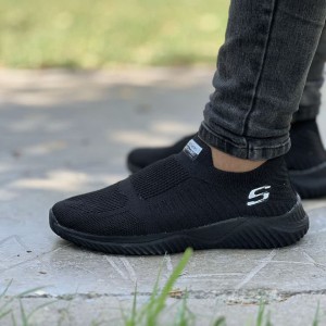 تخفیف ویژه کفش پیاده روی  مردانه پسرانه مدل اسکیچرز  خفن رنگ مشکی باارسال رایگان کد5008