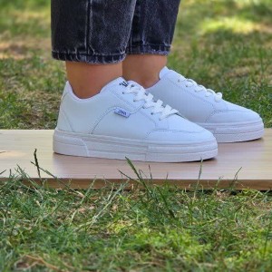 فروش ارزان کفش کتونی اسپرت دخترانه زنانه مدل زارا zara جدید و بادوام رنگ سفید تمام