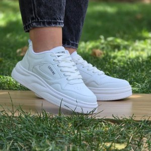 تخفیف ویژه کفش کتونی اسپرت دخترانه و زنانه مدل ونس  به روز و جدید رنگ مشکی تمام  باارسال رایگان