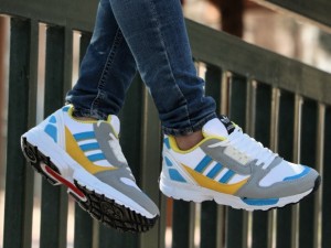 حراج بی نظیر کفش اسپرت مردانه مدل زد ایکس zx دل نشین و خاص