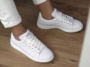 حراج  بزرگ کفش اسپرت زنانه پرطرفدار مدل استن اسمیت کد 122خوش استایل