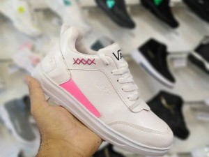 حراج ویژه کفش اسپرت دخترانه شیک و راحت کد 695 بادوام و مقاوم