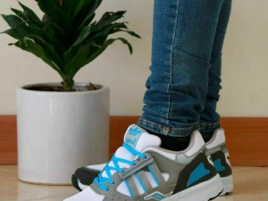 حراج اسپرت پرطرفدار مردانه مدل Zx8000 کد 3043