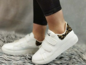 حراج کفش اسپرت زنانه دو چسبی پلنگی  سفید بادوام و جدید کد 620 مدرن
