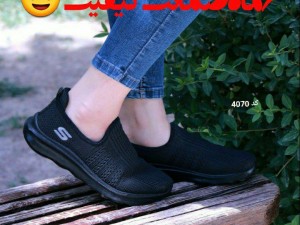 حراج کتونی پیاه روی دخترانه  مدل اسکیچرز  کد 4070  سبک وزن و ایده ال