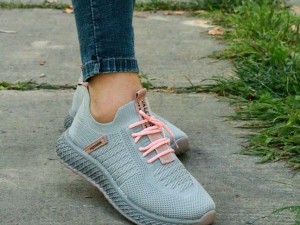 حراج کتونی پیاه روی دخترانه  مدل اسکیچرز  کد 4194 با ارسال رایگان