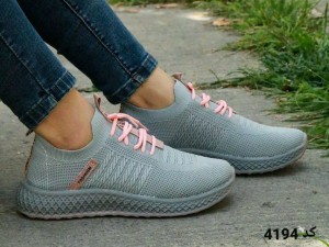 حراج کتونی پیاه روی دخترانه  مدل اسکیچرز  کد 4195 با ارسال رایگان فقط298000  تومان