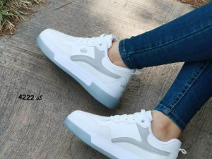تخفیف دل نشین کفش اسپرت دخترانه جدید کد 4222 چشم نواز و عاالی