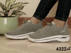 حراج  بزرگ کفش اسپرت و پیاده روی  زنانه مدل اسکیچرز کد 799 با ارسال رایگان فقط 248000 تومان