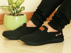 حراااااج  استثنایی مدل اسپرت فیلا   پیاده روی مردانه با ارسال رایگان فقط138000تومان