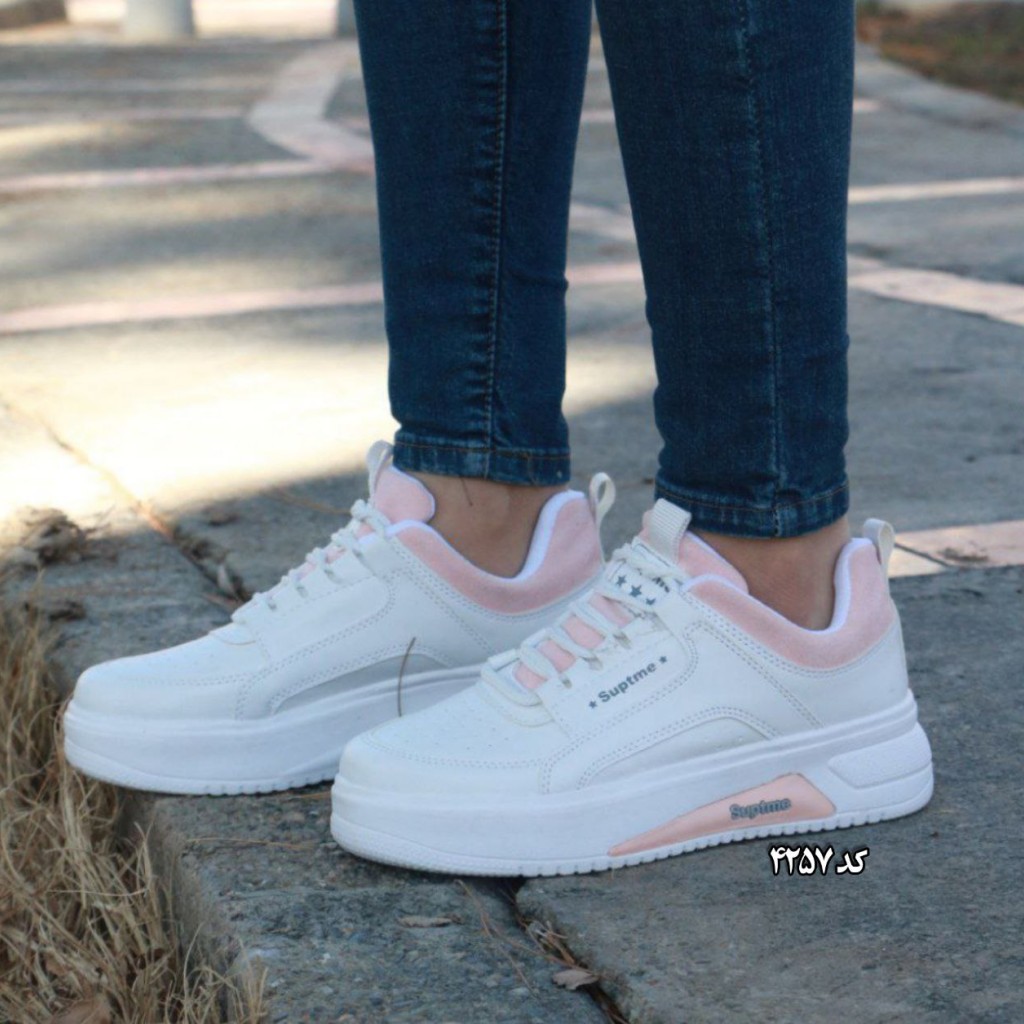 حراج استثنایی کتونی  دخترانه  مدل جدید ونس  رنگ سفید با ارسال رایگان  کد 4256