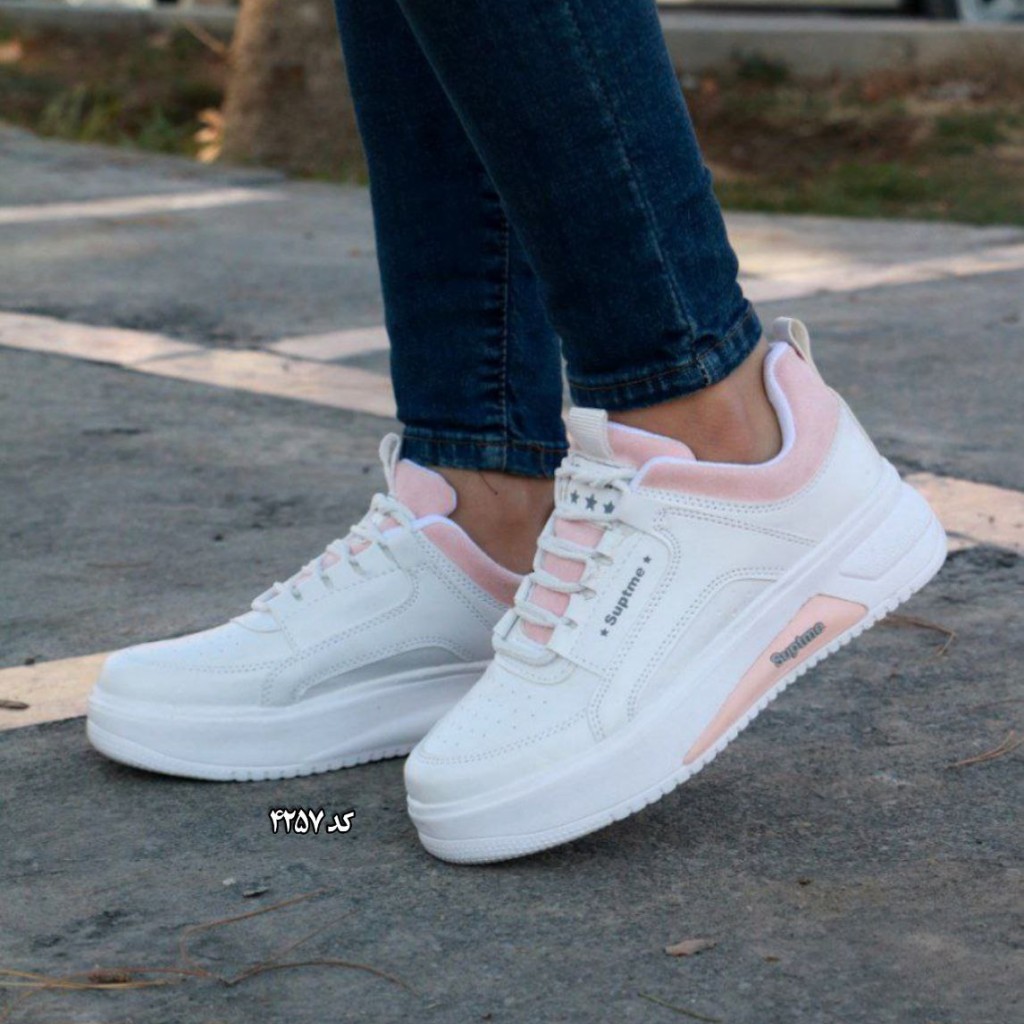 حراج استثنایی کتونی  دخترانه  مدل جدید ونس  رنگ سفید با ارسال رایگان  کد 4256