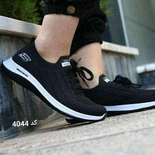 حراج  بزرگ کفش اسپرت و پیاده روی  زنانه مدل اسکیچرز مشکی کد 4044