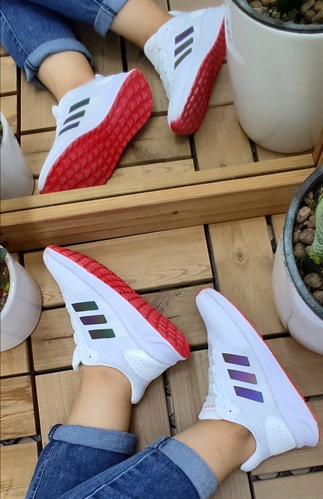 حراج استثنایی کتونی  اسپرت دخترانه  زنانه مدل جدید ونس  رنگ سفیدابی با ارسال رایگان  کد4256