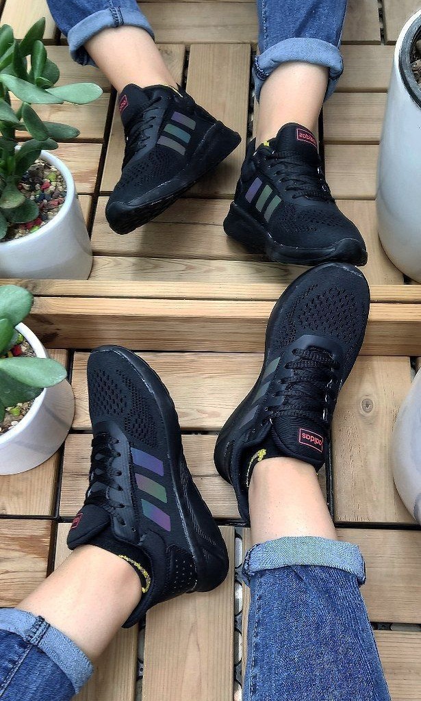 حراج استثنایی کتونی  اسپرت دخترانه  زنانه مدل آدیداس سفید قرمز کد 4530ارسال رایگان