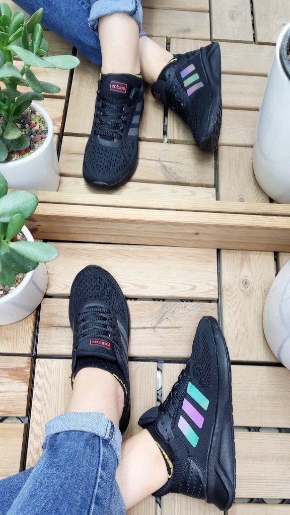 حراج استثنایی کتونی  اسپرت دخترانه  زنانه مدل آدیداس سفید قرمز کد 4530ارسال رایگان