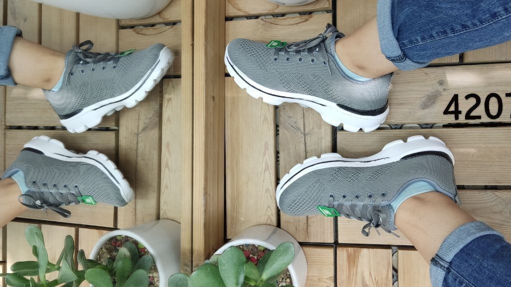 فروش فوق العاده این هفته کفش اسپرت و پیاده روی  زنانه دخترانه مدل اسکیچرز کد4531با ارسال رایگان