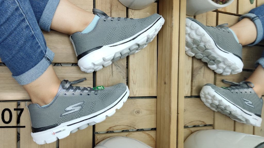 فروش فوق العاده این هفته کفش اسپرت و پیاده روی  زنانه دخترانه مدل اسکیچرز کد4531با ارسال رایگان