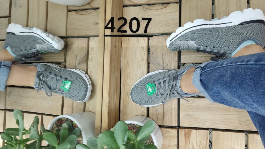 فروش فوق العاده این هفته کفش اسپرت و پیاده روی  زنانه دخترانه مدل اسکیچرز کد4531با ارسال رایگان