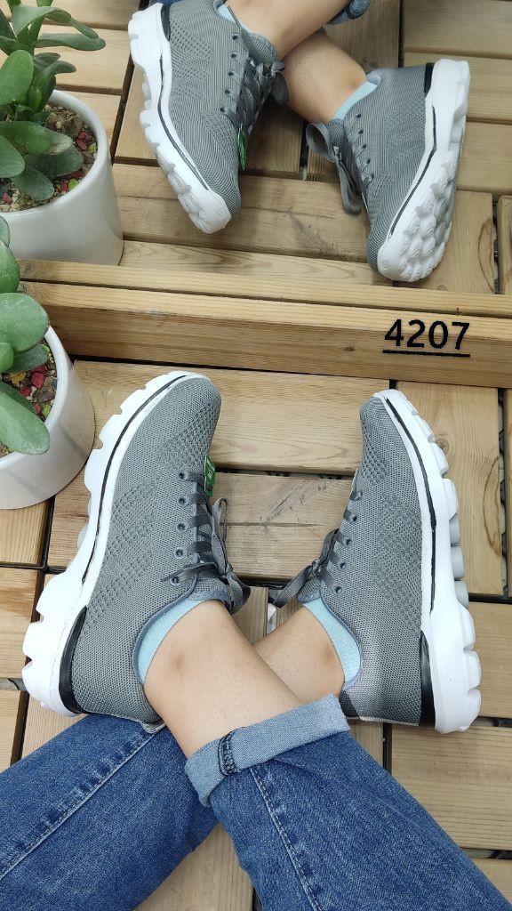 فروش فوق العاده این هفته کفش اسپرت و پیاده روی  زنانه دخترانه مدل اسکیچرز کد4531با ارسال رایگان